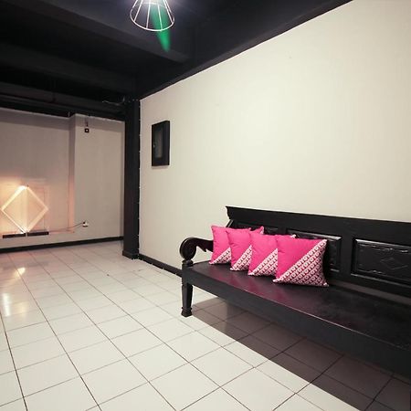 Oyo 260 Home 33 Bandung Exteriör bild