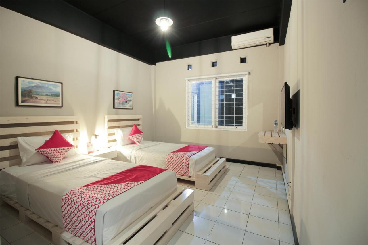 Oyo 260 Home 33 Bandung Exteriör bild